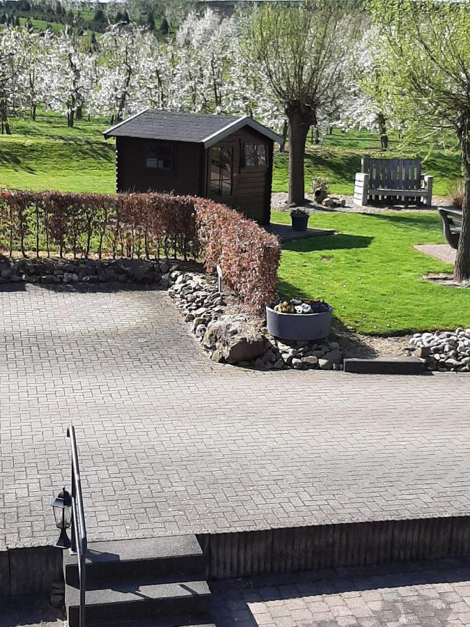 Villa Vroeleneind Noorbeek Esterno foto